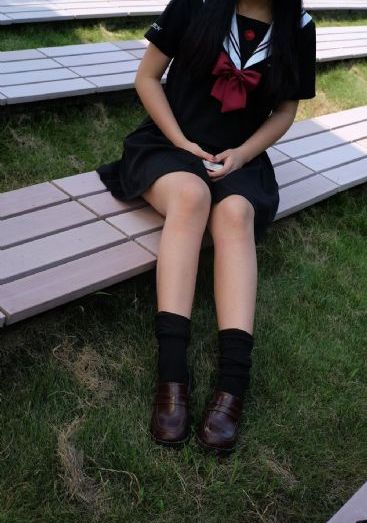 校霸强迫乖乖女H高_超清影视在线观看