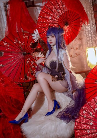 撕开她的内裤慢慢摸她_HD全集免费播放