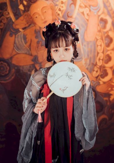 含羞草实验室免费入口_剧情片在线观看完整版