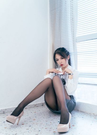 男人舔女人的下面视频_720高清免费观看