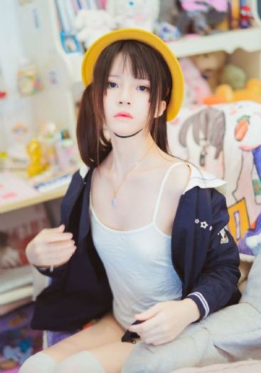 菲菲逼未满十八岁禁止入内_DVD视频大全