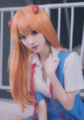 女生游泳时内衣掉了_超清迅雷电影在线